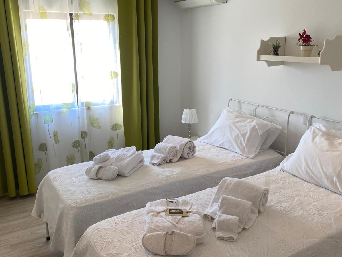 Os Reais - Apt In Front Of The Beach In Centeanes Карвоейро Екстериор снимка